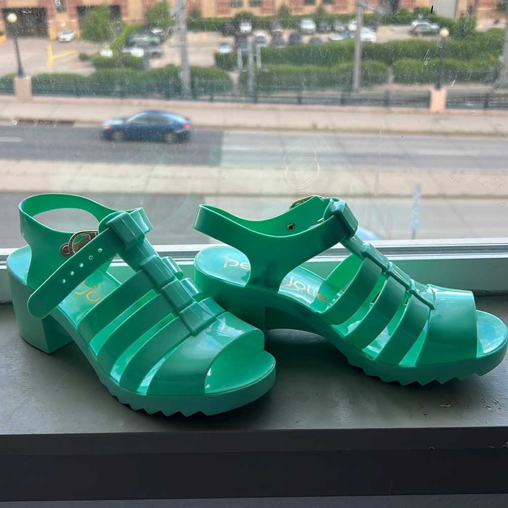 Mint green sandal heels - Size 6